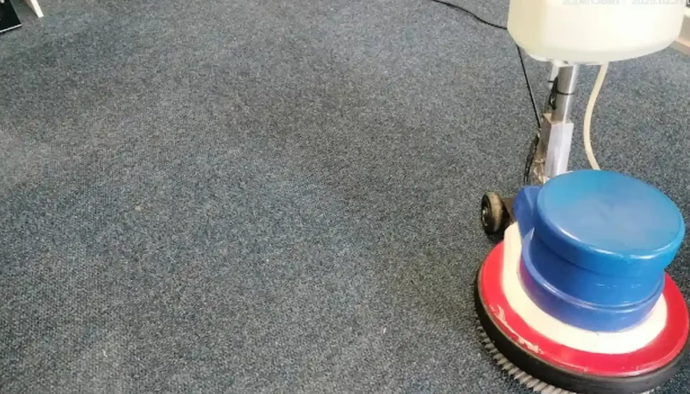 Fitted carpet professionally cleaned in a Cape Town bedroom (33)