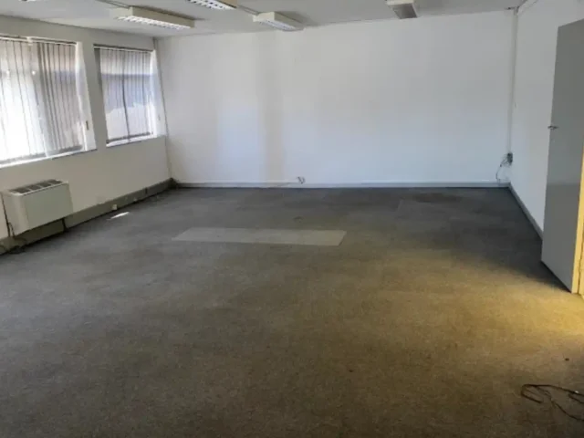 Fitted carpet professionally cleaned in a Cape Town home (35)