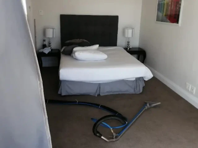 Fitted carpet professionally cleaned in a Cape Town bedroom (49)