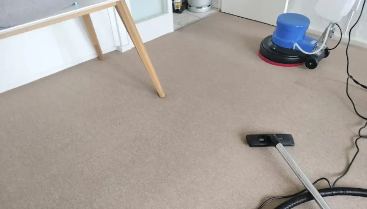 Fitted carpet cleaning result in a Cape Town property (13)